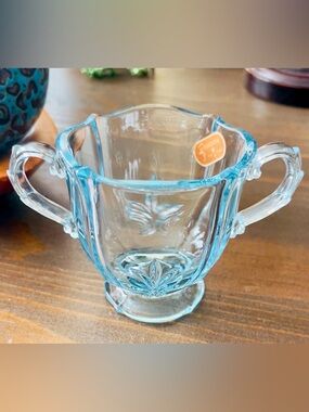 See Both Pics - 7 Pieces of Depression Glass